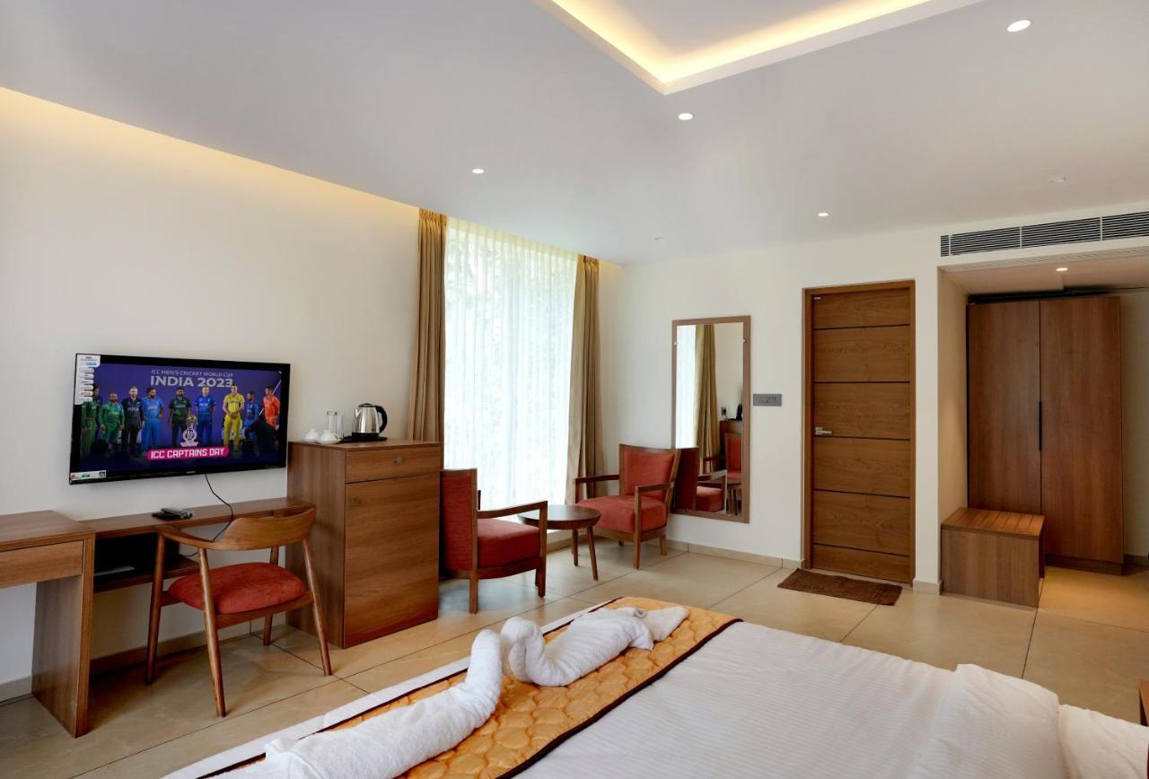 Bluemist Resorts Athirapalli Kültér fotó