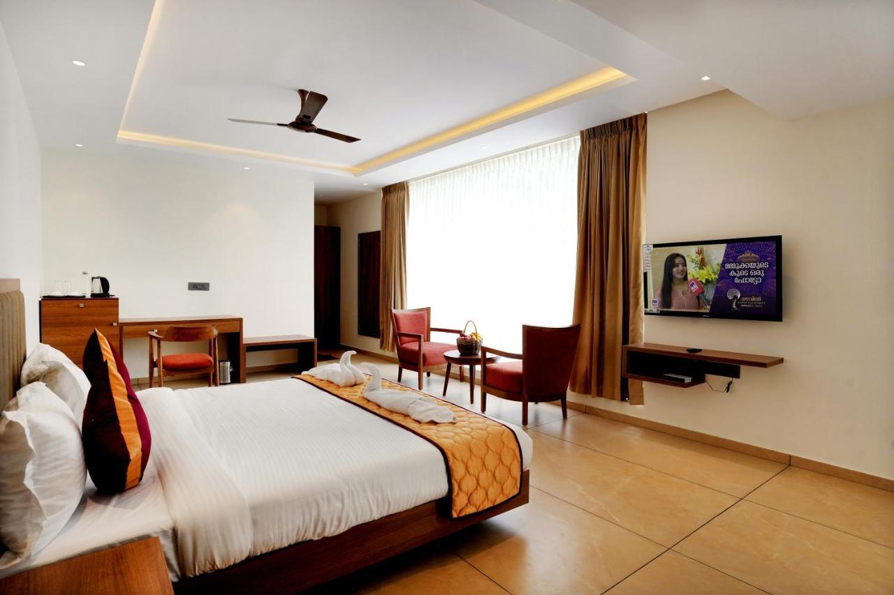 Bluemist Resorts Athirapalli Kültér fotó